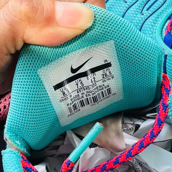 Nike Air Max Plus Discover You Air - Picture 7 of 7